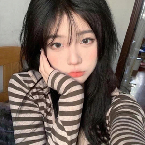 久久精品免费老师自慰
